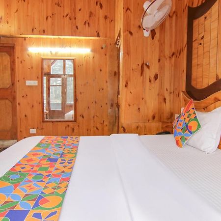 Fabhotel Pushpak 马拉里 外观 照片