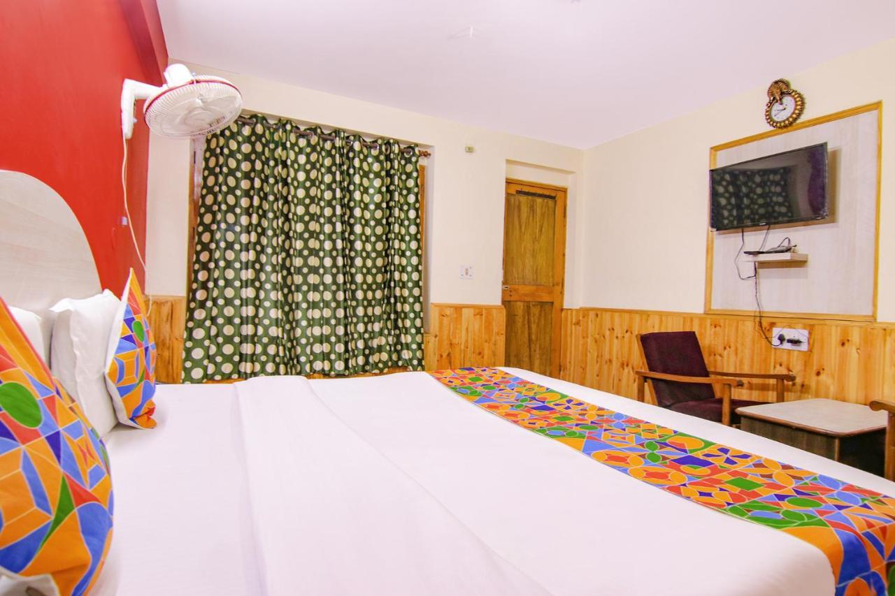 Fabhotel Pushpak 马拉里 外观 照片