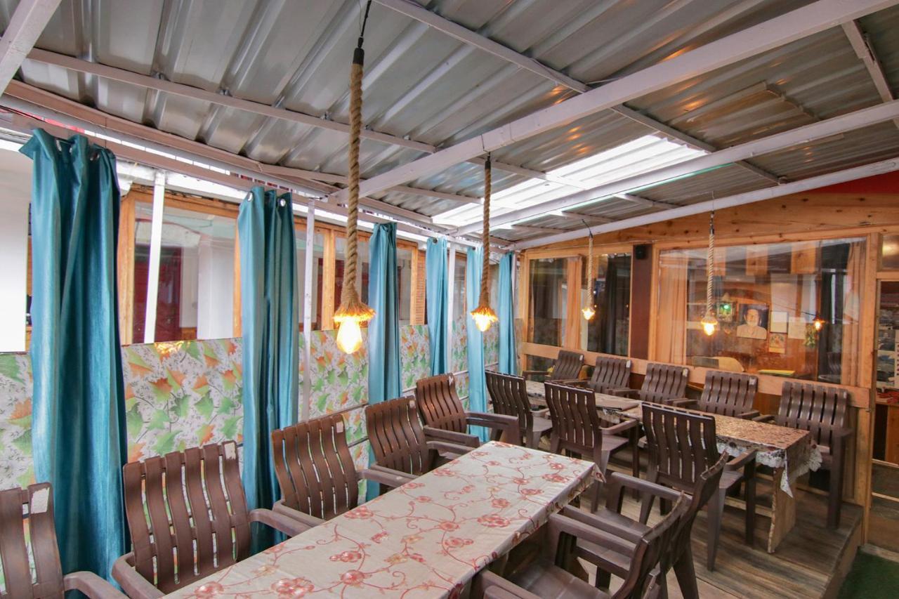 Fabhotel Pushpak 马拉里 外观 照片