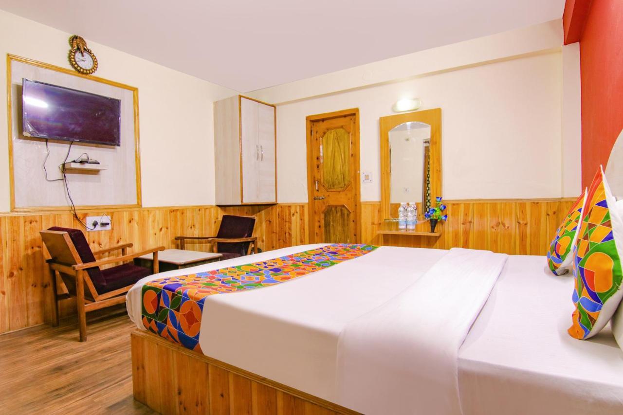 Fabhotel Pushpak 马拉里 外观 照片